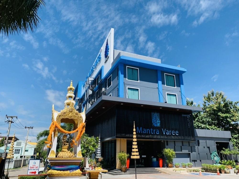 Mantra Varee Hotel Khon Kaen Eksteriør bilde